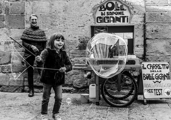 Giulia e le bolle giganti